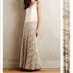 Anthropoligie Moulinette Soeurs Pleaded Gold Skirt